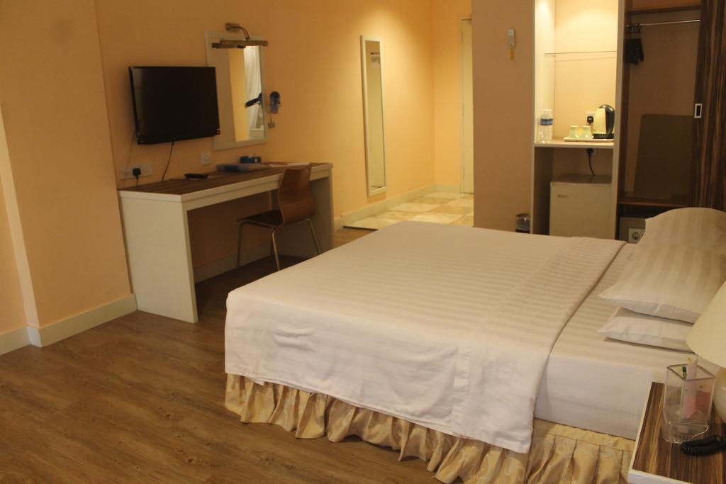 Malacca Aldy Hotel Stadthuys מראה חיצוני תמונה